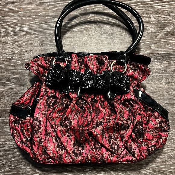 Beautiful Handbag - quite unique - Picture 1 of 6